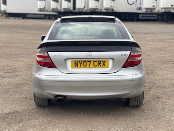 Used Mercedes-Benz C-Class 2007 for sale - 75711429: Photo