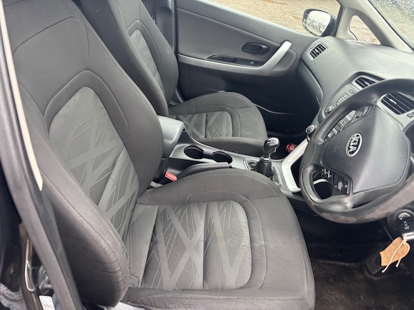 Used Kia Ceed 2014 for sale - 75524612: Photo 9