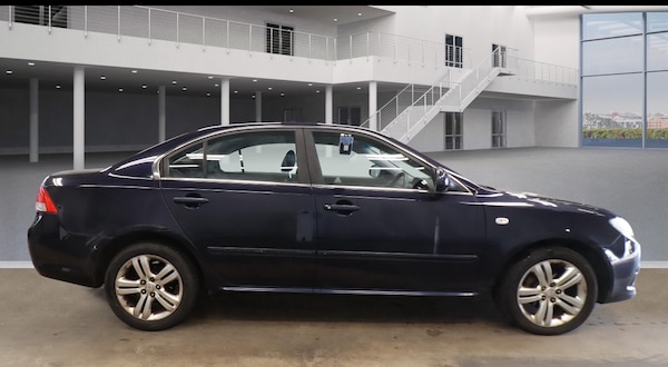 Used Kia Magentis 2010 for sale - 75521499: Photo 2