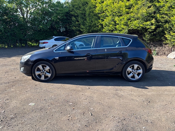 Used Vauxhall Astra 2010 for sale - 75613718: Photo 6