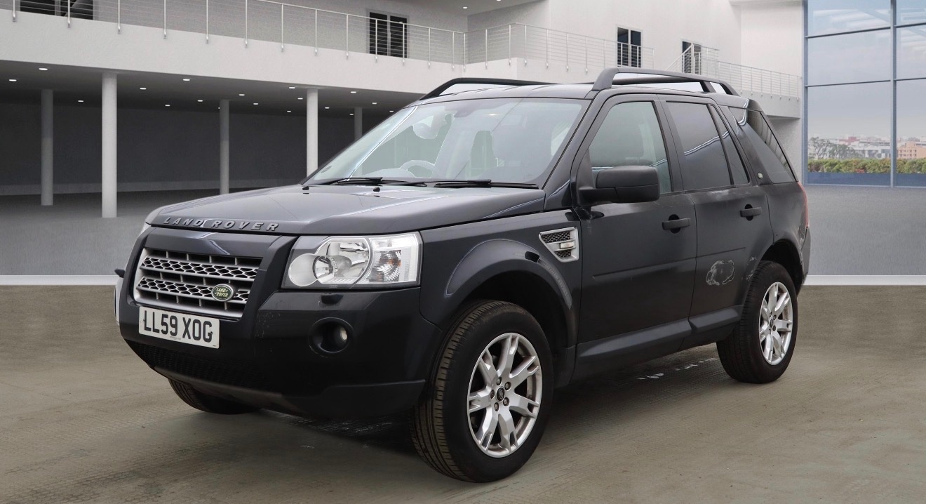 Used Land Rover Freelander 2010 for sale - 77897928: Photo 2