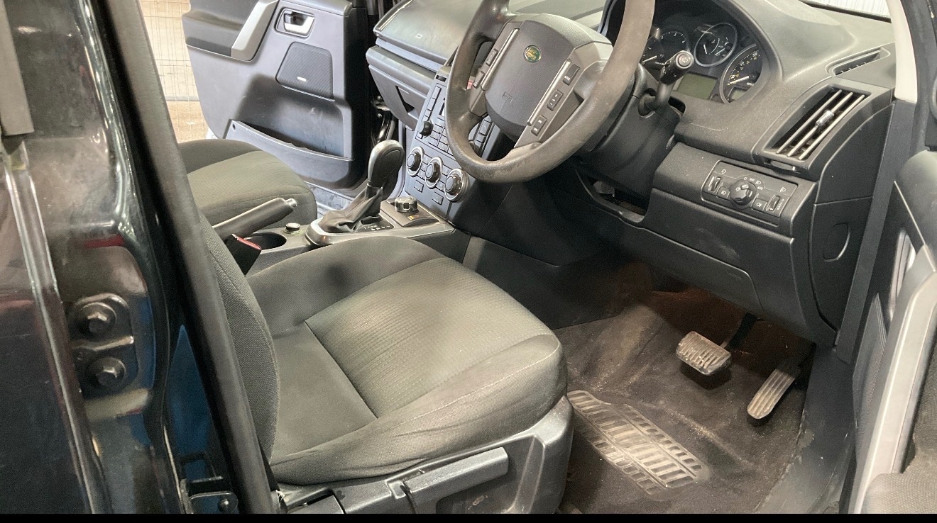 Used Land Rover Freelander 2010 for sale - 77897928: Photo 9