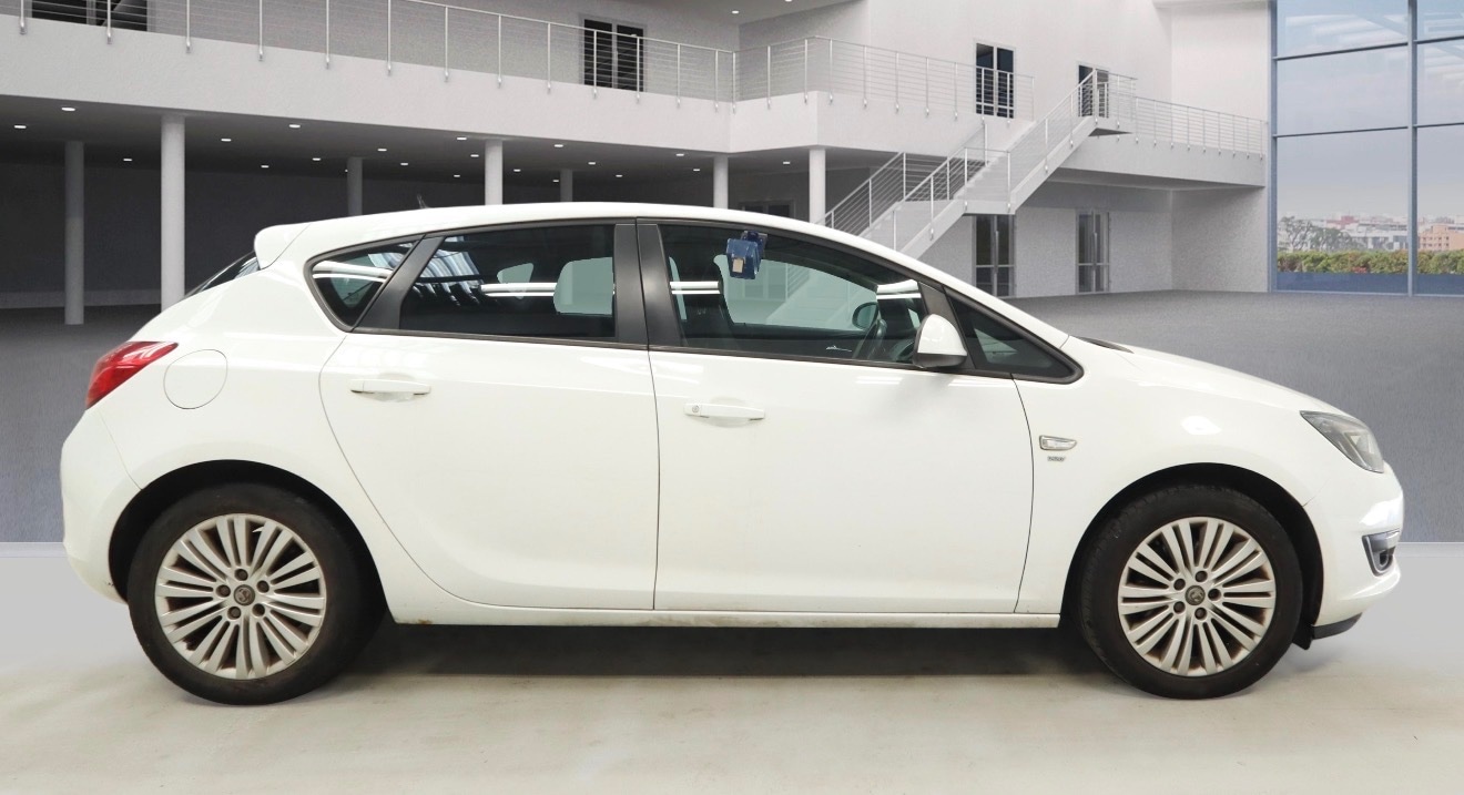 Used Vauxhall Astra 2013 for sale - 78123303: Photo 5