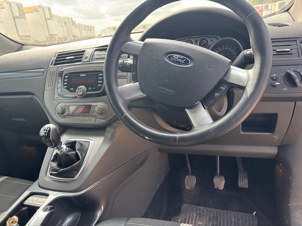 Used Ford Kuga 2011 for sale - 75612816: Photo 16