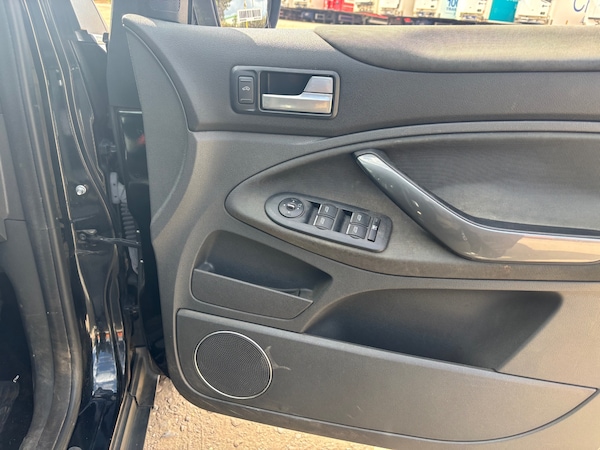 Used Ford Kuga 2011 for sale - 75612816: Photo 23