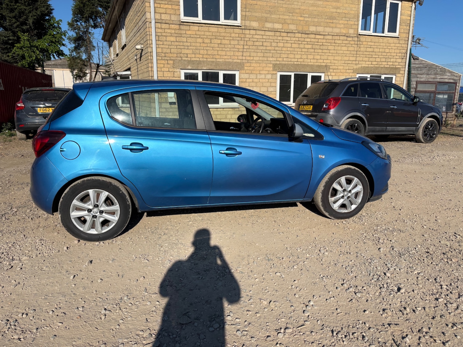 Used Vauxhall Corsa 2017 for sale - 77357600: Photo 2