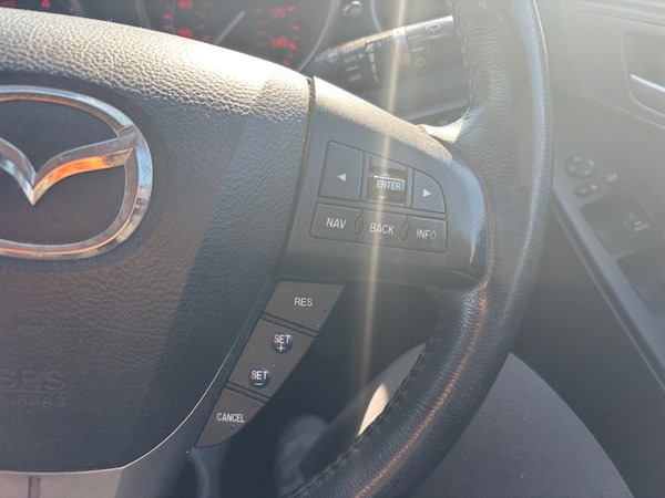 Used Mazda Mazda3 2010 for sale - 75612853: Photo 13