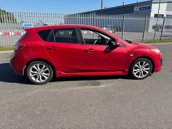 Used Mazda Mazda3 2010 for sale - 75612853: Photo 2