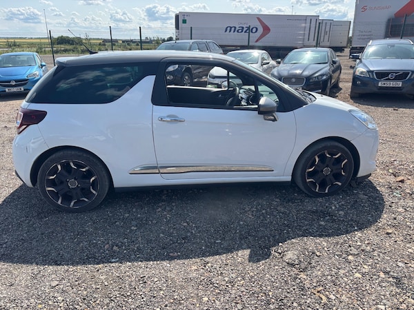 Used Citroen DS3 2013 for sale - 75530165: Photo 2