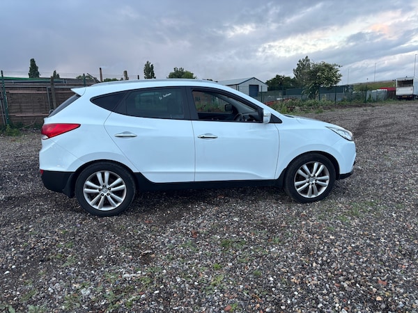 Used Hyundai Ix35 2010 for sale - 75550519: Photo 2