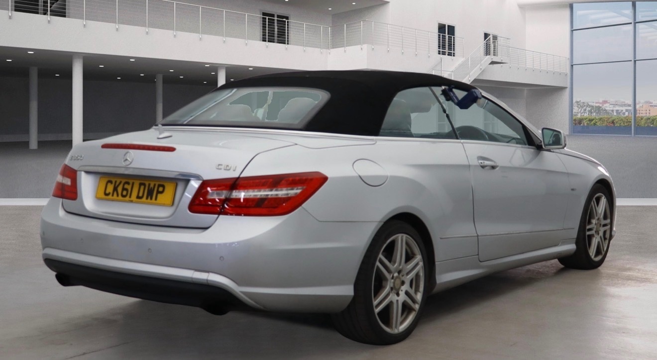 Used Mercedes-Benz E Class 2011 for sale - 78020504: Photo 4