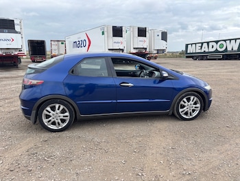 Used Honda Civic 2010 for sale - 75523930: Photo