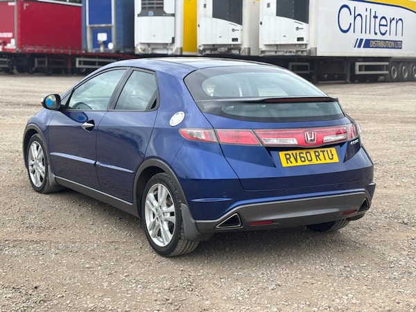 Used Honda Civic 2010 for sale - 75523930: Photo 5
