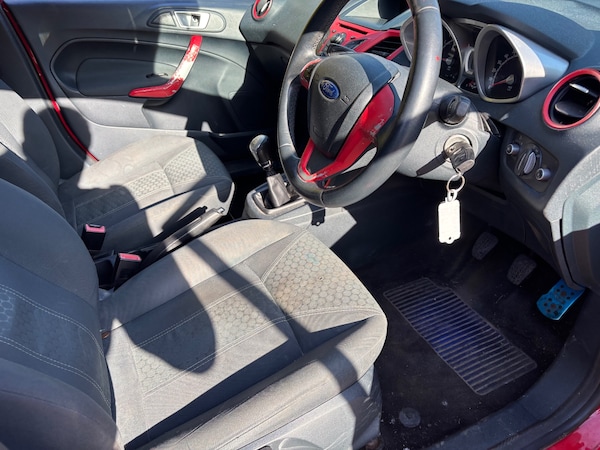 Used Ford Fiesta 2011 for sale - 75613795: Photo 11