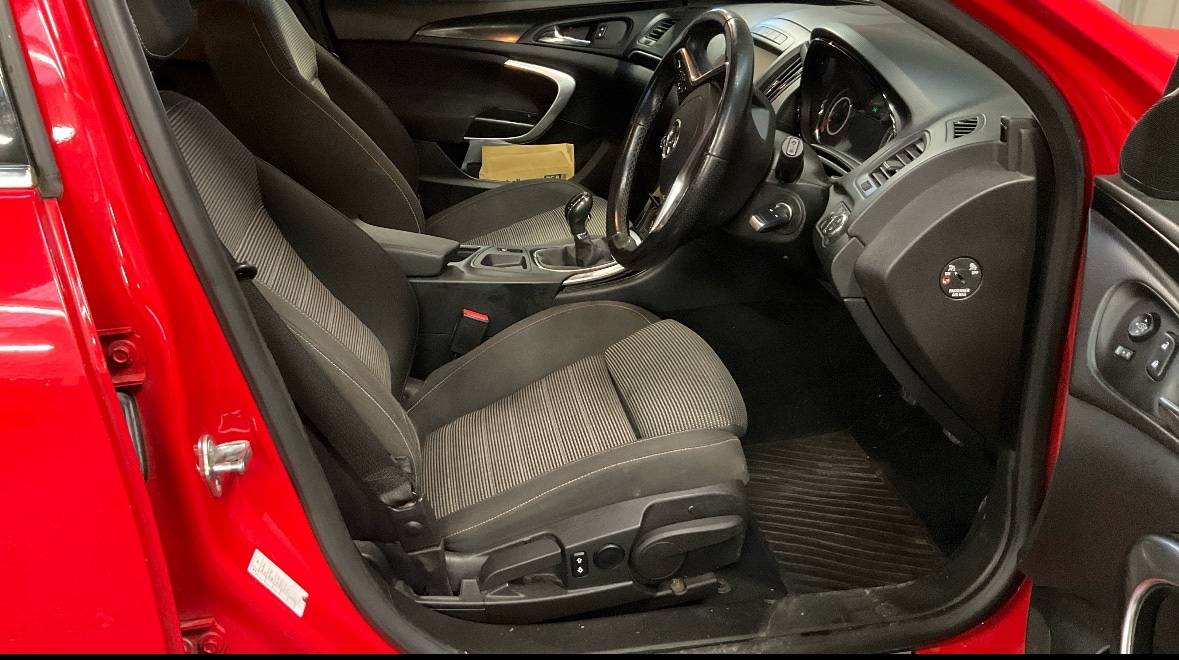 Used Vauxhall Insignia 2017 for sale - 77079237: Photo 9