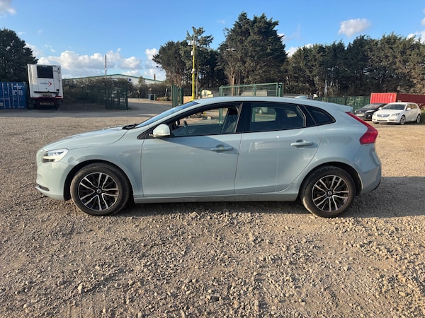 Used Volvo V40 2018 for sale - 75518178: Photo 6