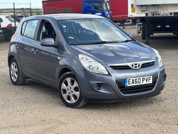 Used Hyundai i20 2010 for sale - 75526839: Photo