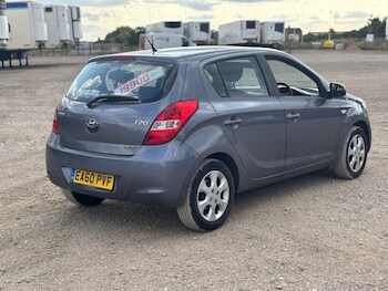 Used Hyundai i20 2010 for sale - 75526839: Photo