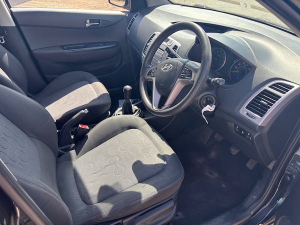Used Hyundai i20 2011 for sale - 75524623: Photo 11