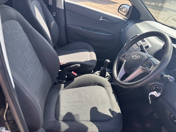 Used Hyundai i20 2011 for sale - 75524623: Photo 12