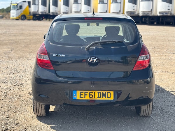 Used Hyundai i20 2011 for sale - 75524623: Photo 4