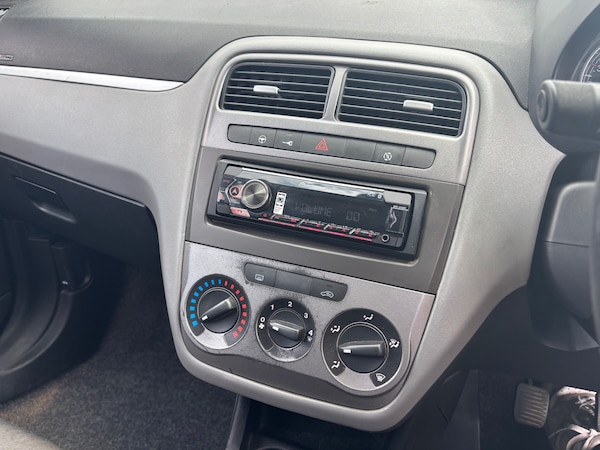 Used Fiat Punto 2012 for sale - 75644464: Photo 13