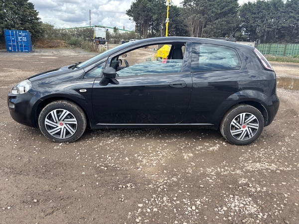 Used Fiat Punto 2012 for sale - 75644464: Photo 6