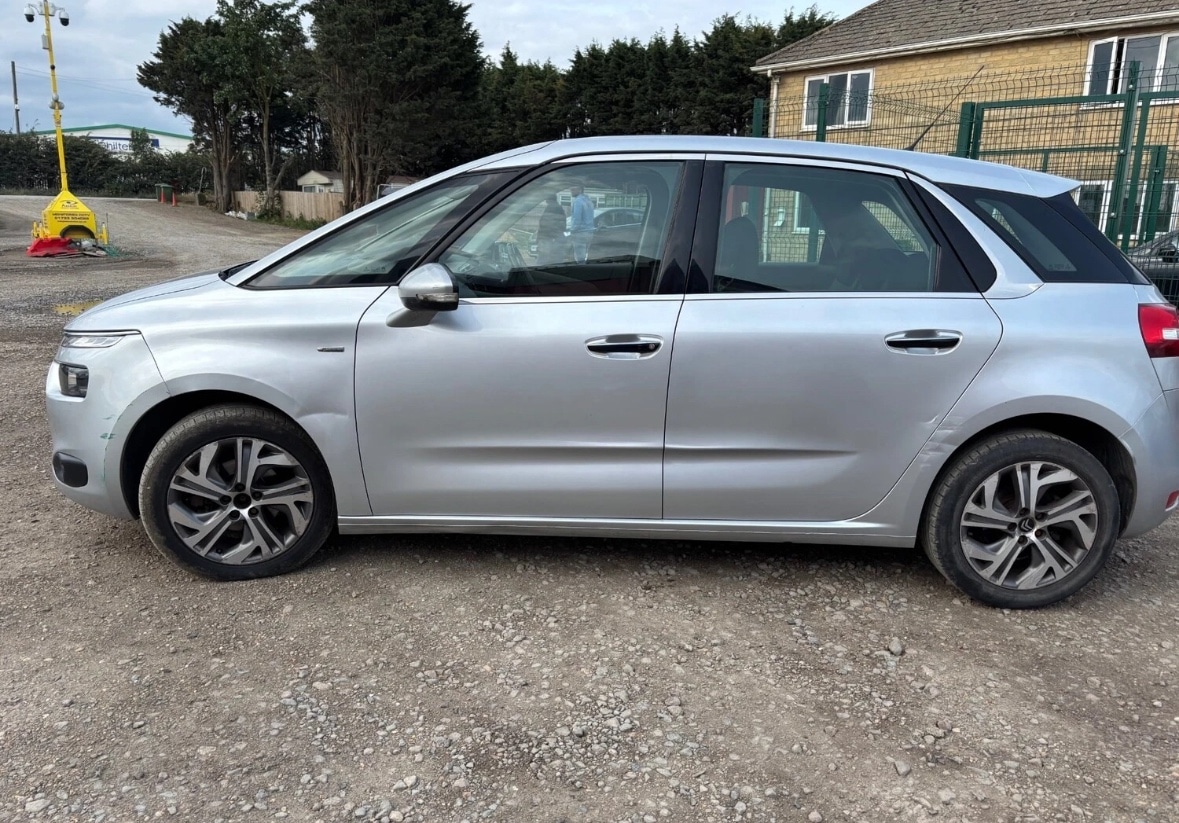Used Citroen C4 Picasso 2015 for sale - 77019951: Photo 5