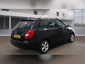 Used Skoda Fabia 2011 for sale - 75611831: Photo