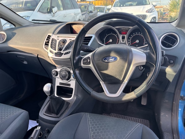 Used Ford Fiesta 2010 for sale - 75524535: Photo 11