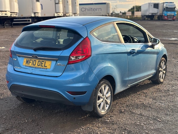 Used Ford Fiesta 2010 for sale - 75524535: Photo 3