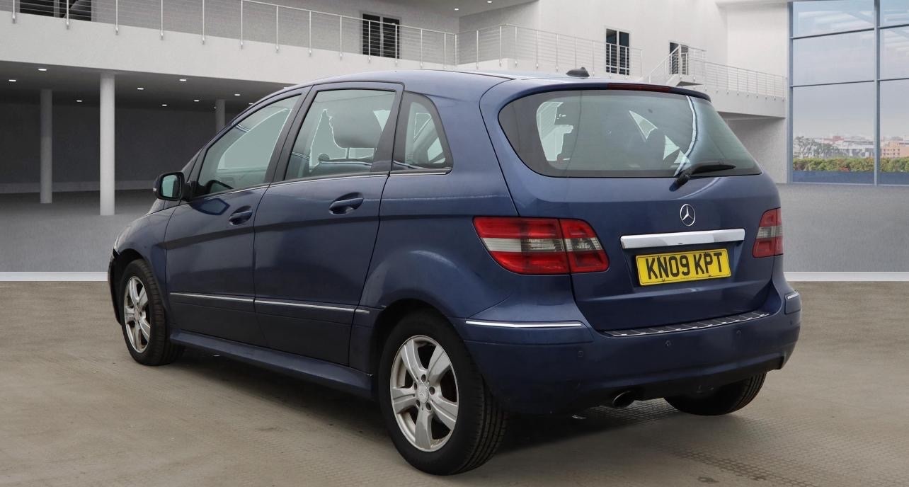 Used Mercedes-Benz B Class 2009 for sale - 76316374: Photo 4
