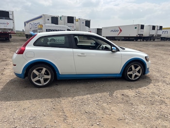 Used Volvo C30 2008 for sale - 75524231: Photo