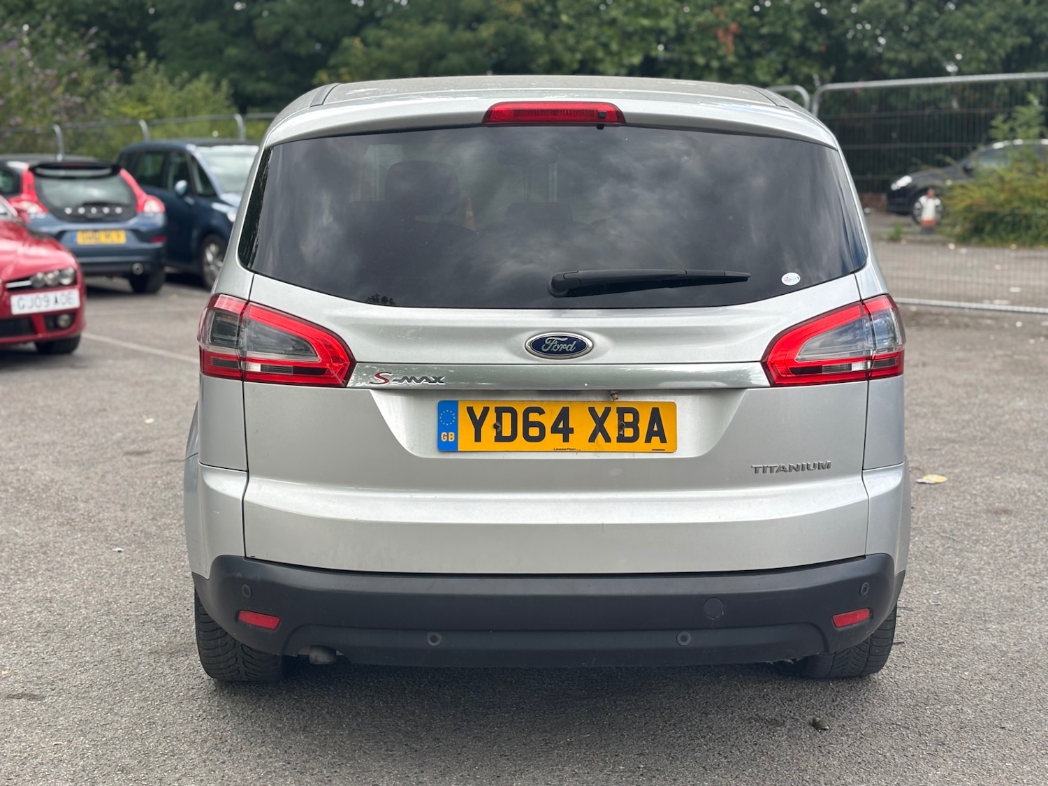 Used Ford S-Max 2014 for sale - 77357572: Photo 4