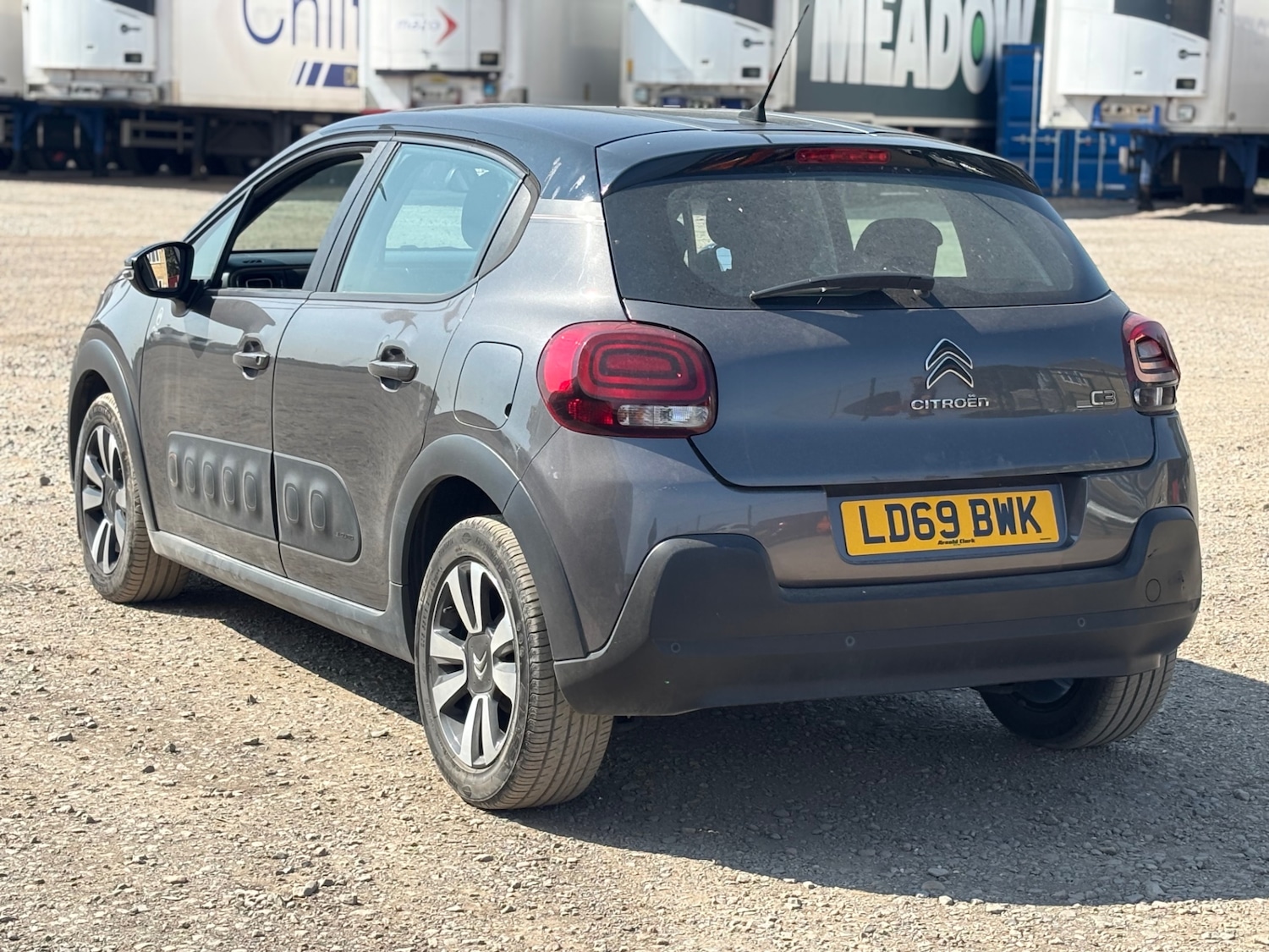 Vehicle 5