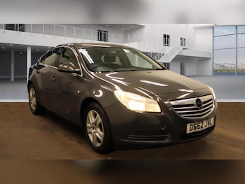 Vauxhall - Insignia