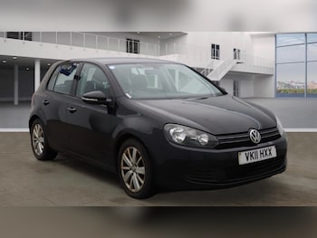 Used Volkswagen Golf 2011 for sale - 76940147: Photo