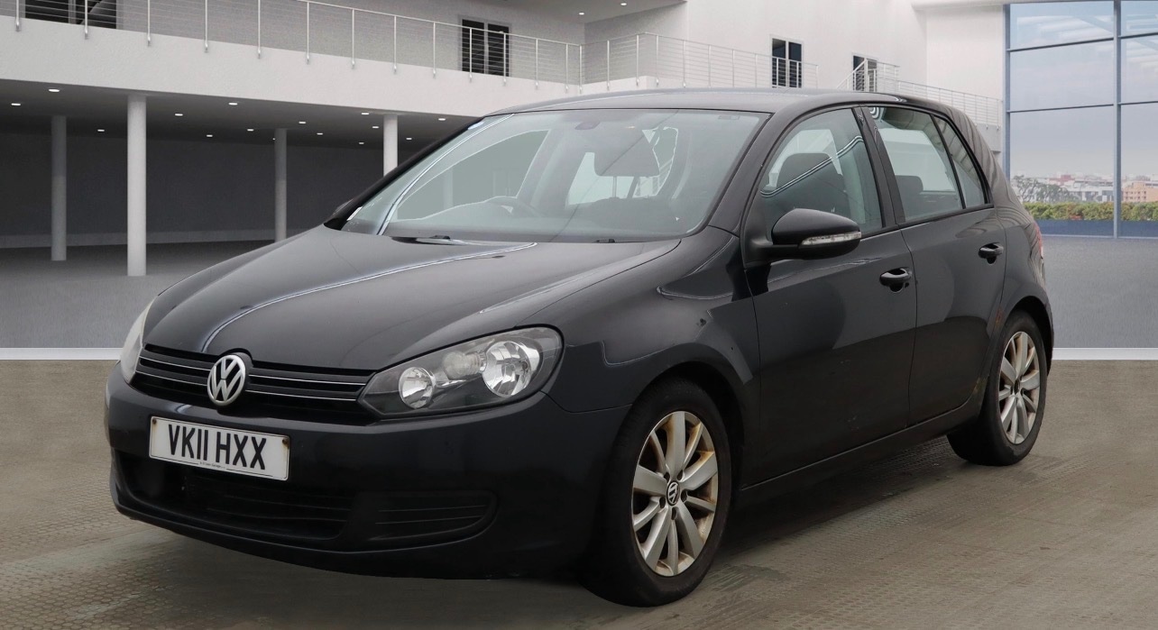 Used Volkswagen Golf 2011 for sale - 76940147: Photo 2