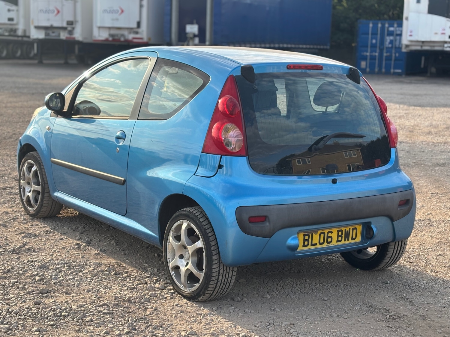Vehicle 5