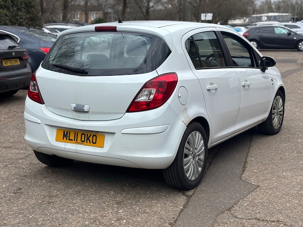 Used Vauxhall Corsa 2011 for sale - 75613847: Photo 3