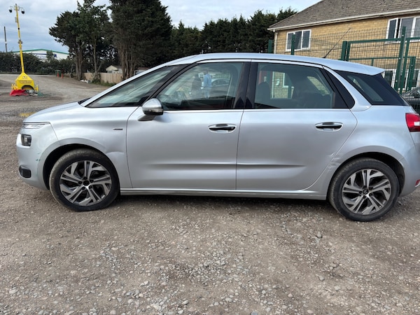 Used Citroen C4 Grand Picasso 2015 for sale - 75550458: Photo 5
