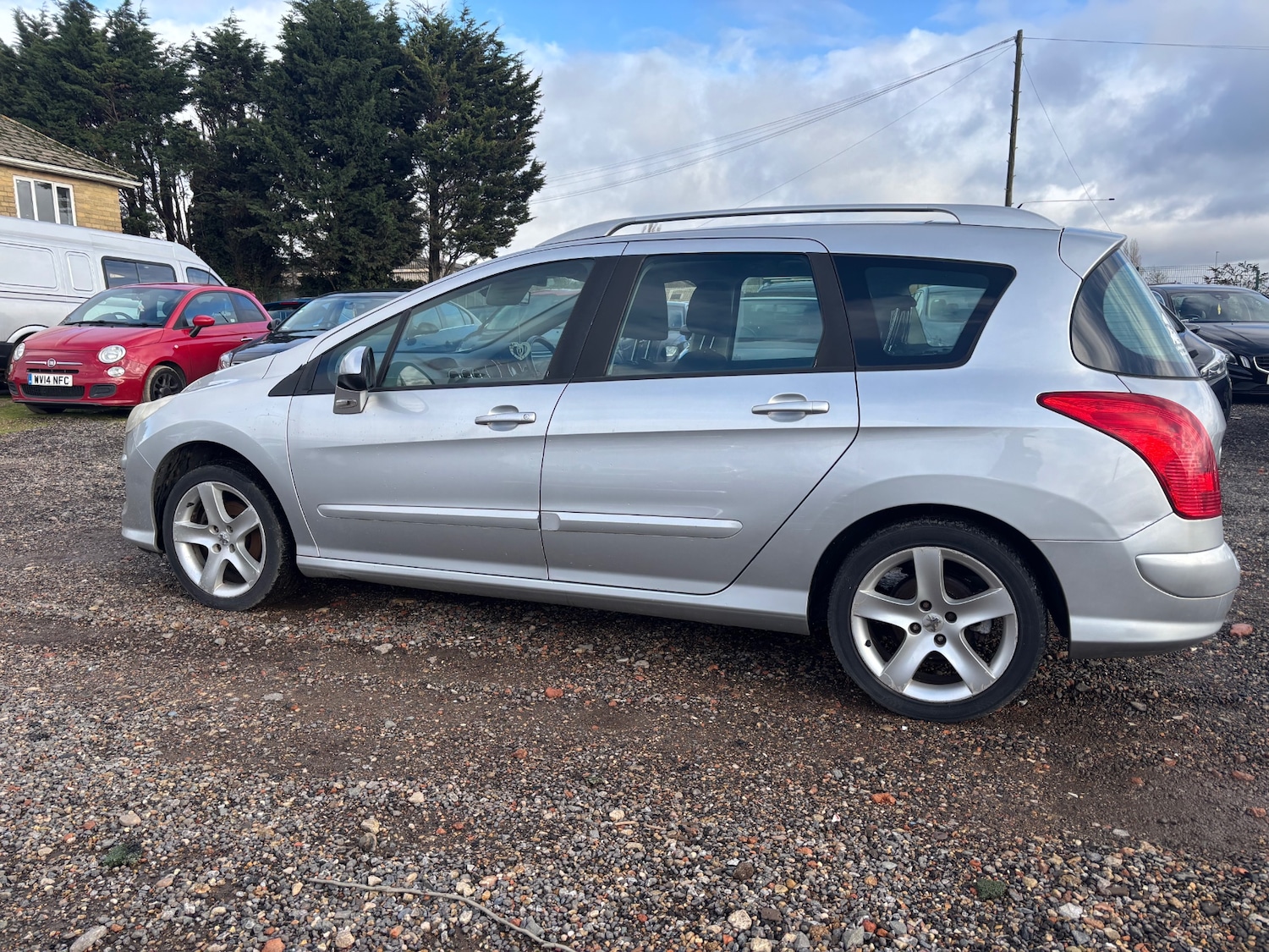 Used Peugeot 308 2010 for sale - 76625773: Photo 5