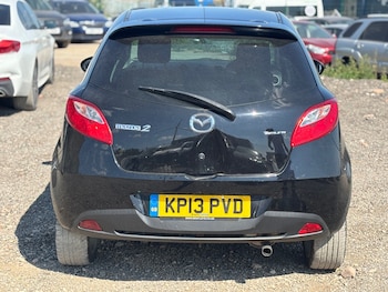 Used Mazda Mazda2 2013 for sale - 75529502: Photo