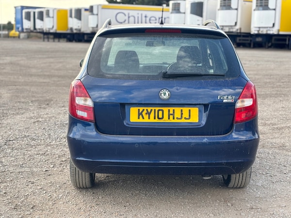 Used Skoda Fabia 2010 for sale - 75692655: Photo 4