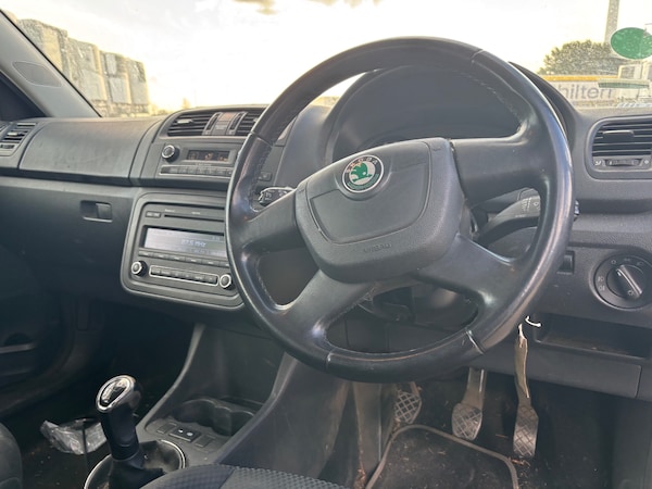 Used Skoda Fabia 2010 for sale - 75692655: Photo 9