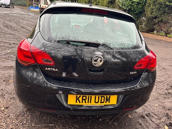 Used Vauxhall Astra 2011 for sale - 75613974: Photo