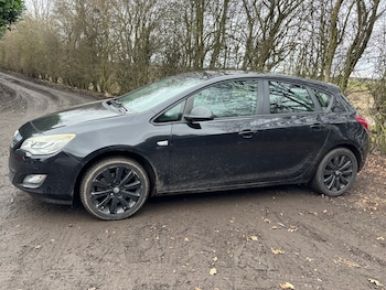 Used Vauxhall Astra 2011 for sale - 75613974: Photo