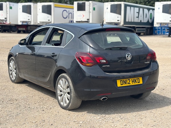 Used Vauxhall Astra 2012 for sale - 75530136: Photo 5