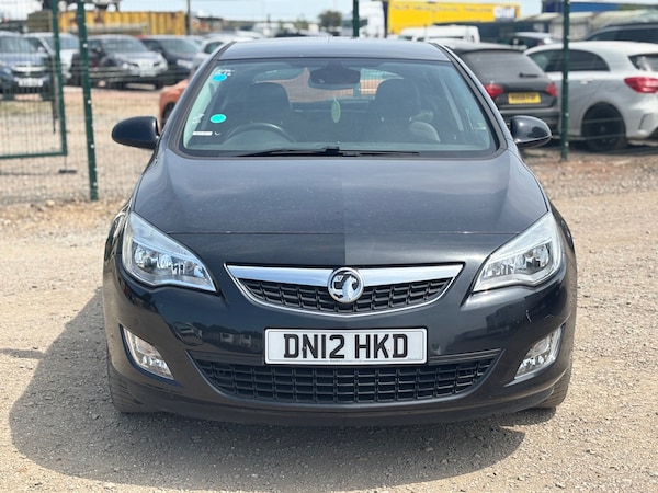 Used Vauxhall Astra 2012 for sale - 75530136: Photo 8