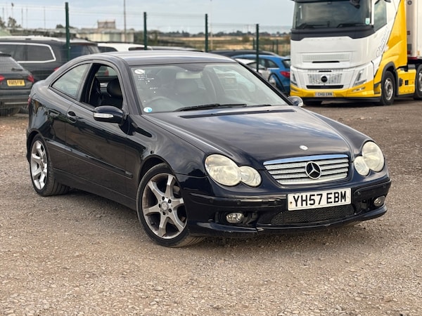 Used Mercedes-Benz C-Class 2007 for sale - 75518174: Photo 1